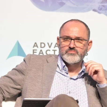 Òscar Íñigo, fundador de Inytialgo